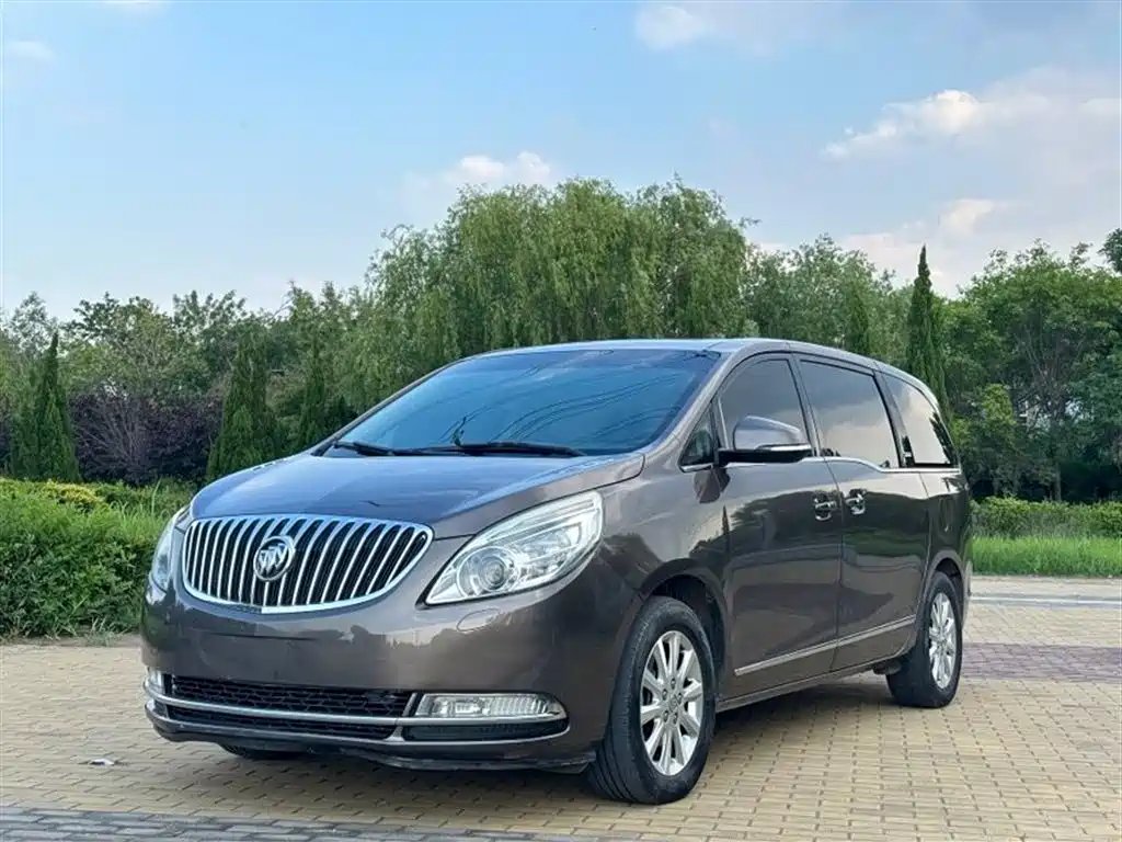 Buick GL8 2012