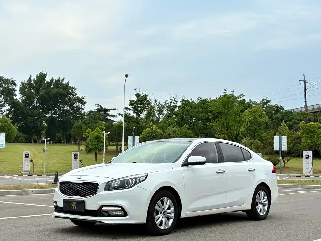 Kia K4 2015