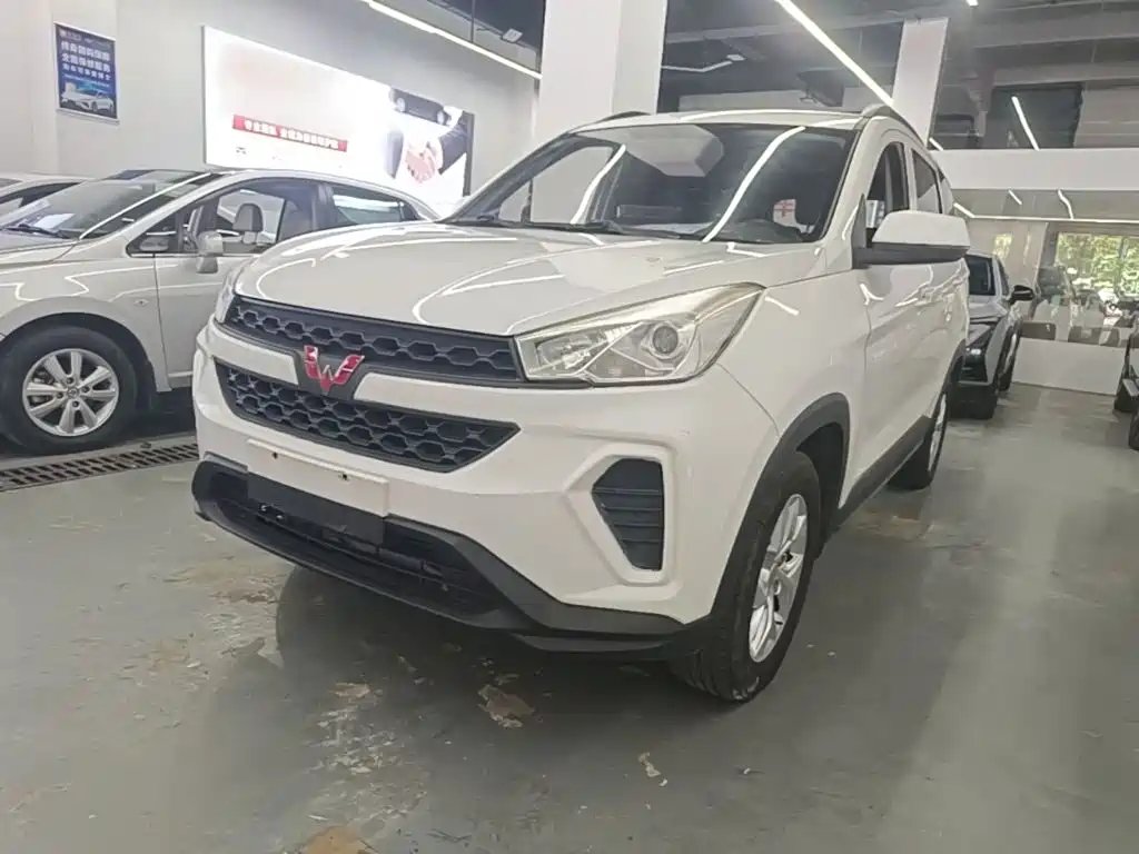 Wuling Hongguang S3 2019
