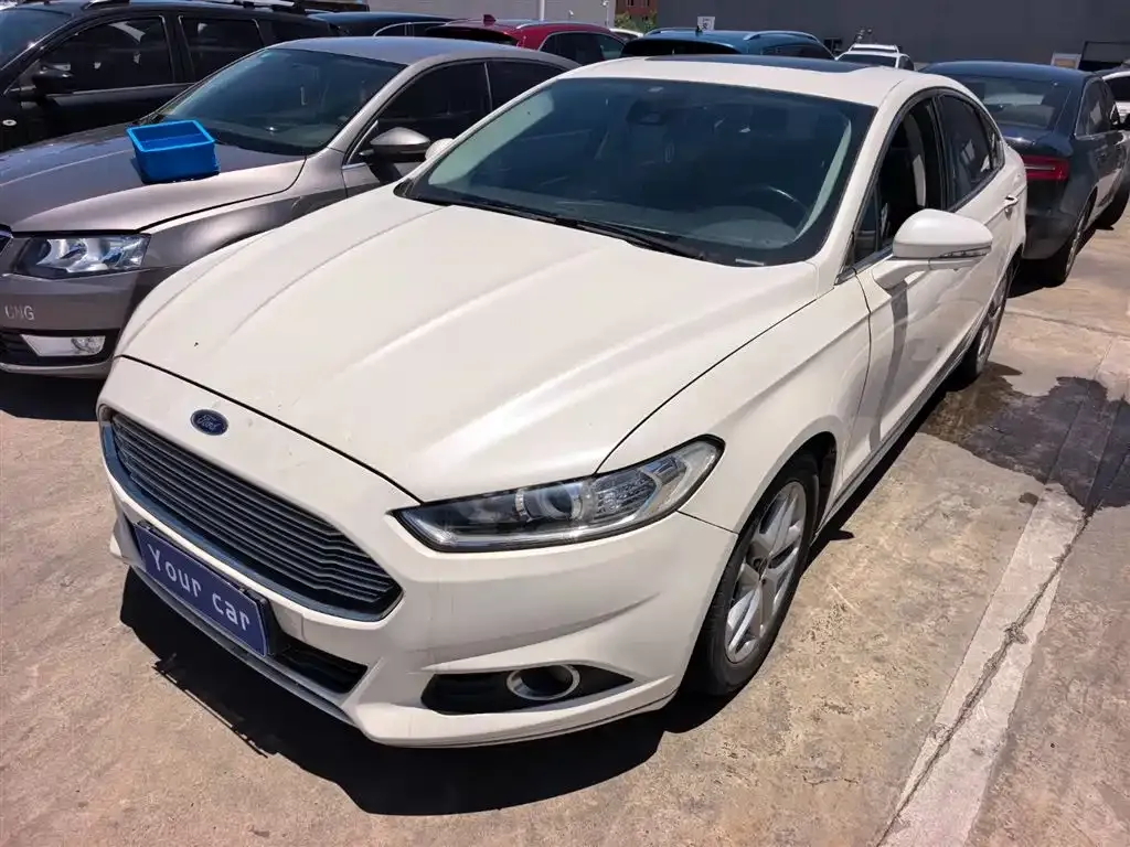 Ford Mondeo 2016 — фото 1 из 13