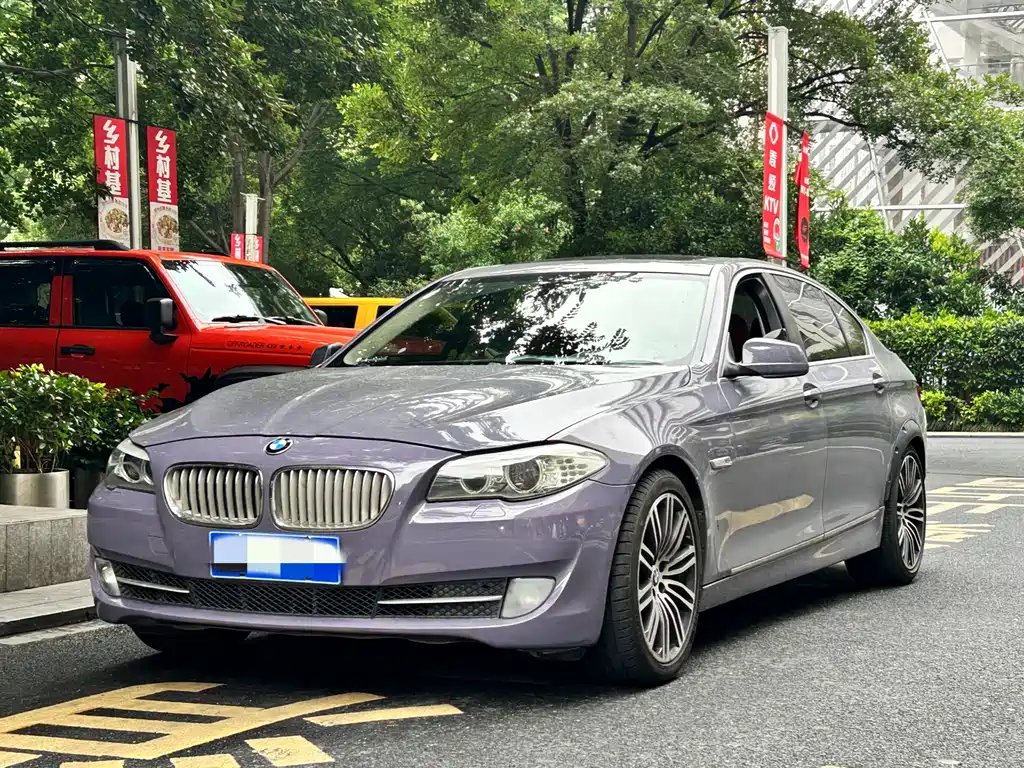 BMW 5 Series 2011