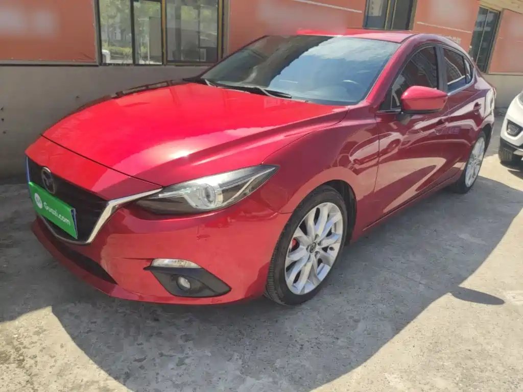 Mazda 3 Axela 2015