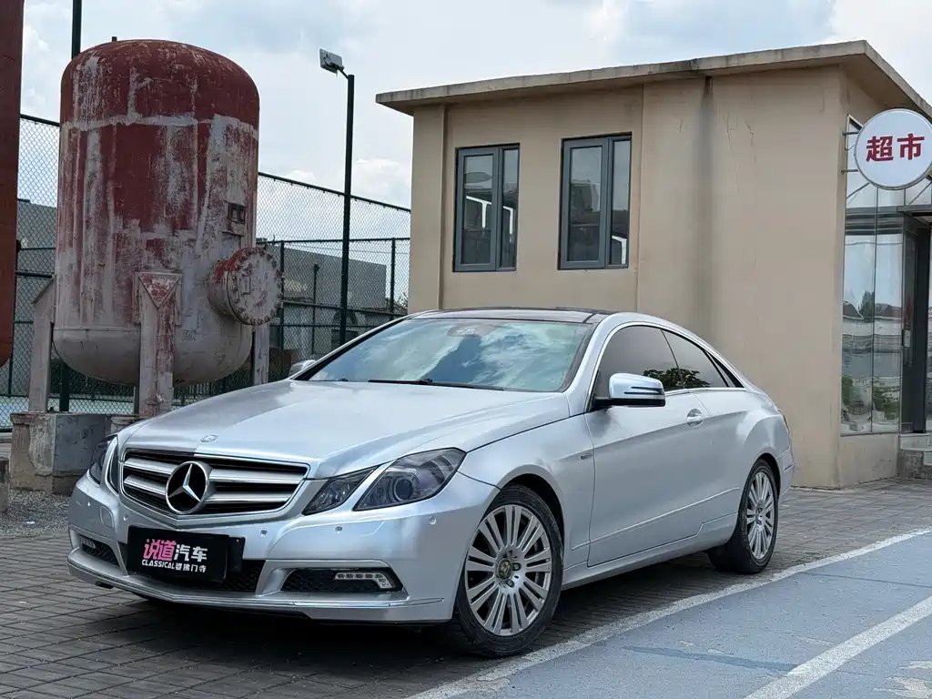 Mercedes-Benz E-Class (Import) 2011