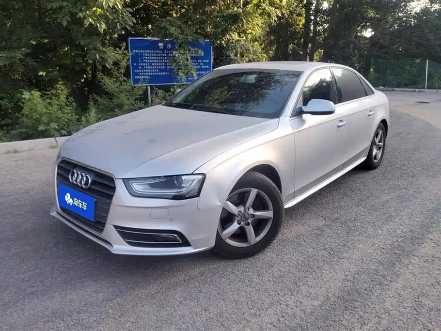 Audi A4L 2012