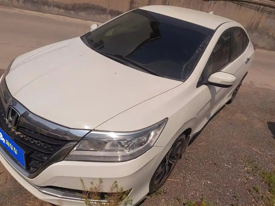 Honda Crider 2016