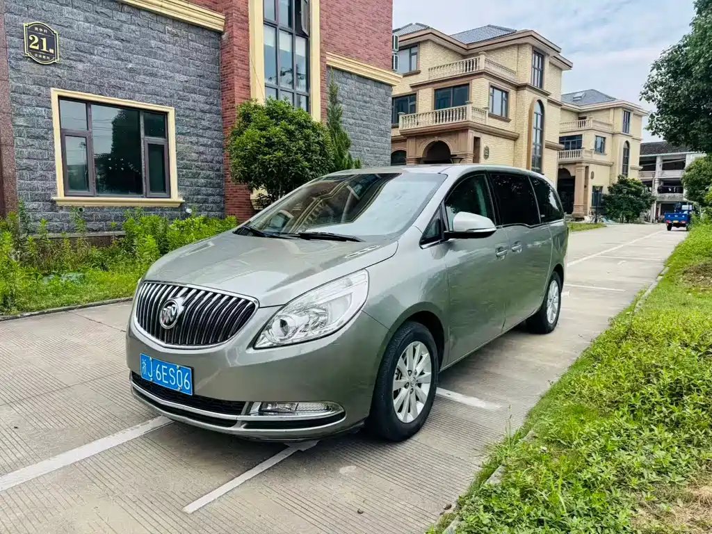 Buick GL8 2015