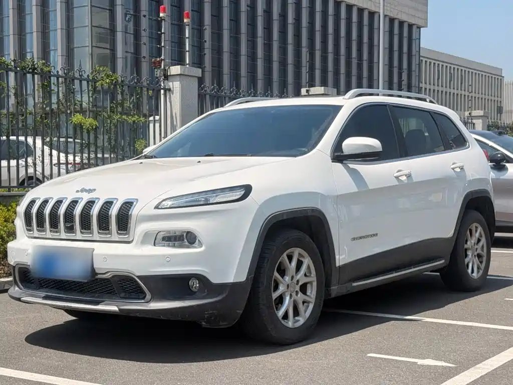 Jeep Cherokee 2018