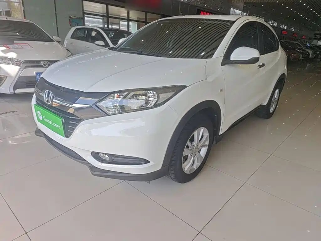 Honda Vezel 2015