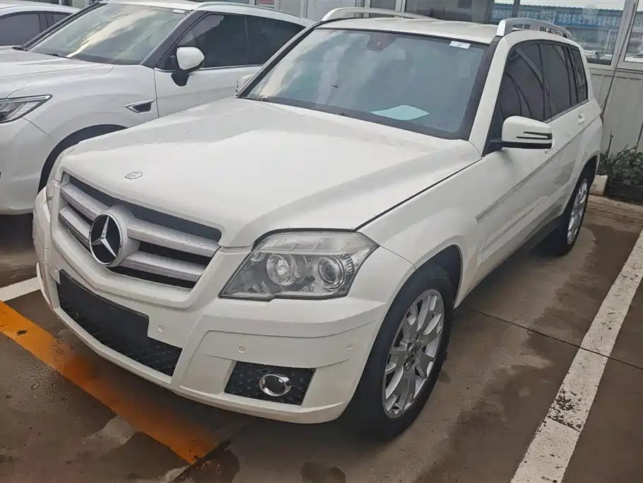Mercedes-Benz GLK-Class (Import) 2012