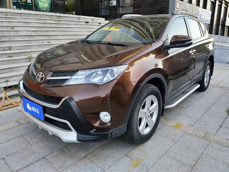 Toyota RAV4 2014