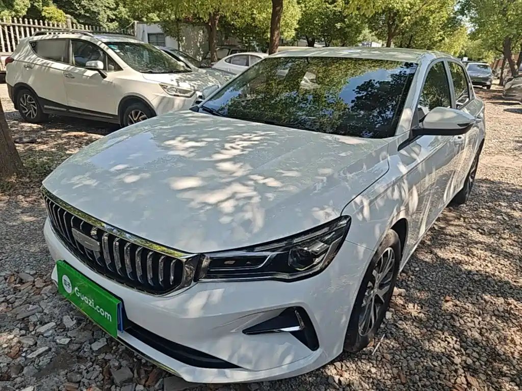 Geely Emgrand 2024