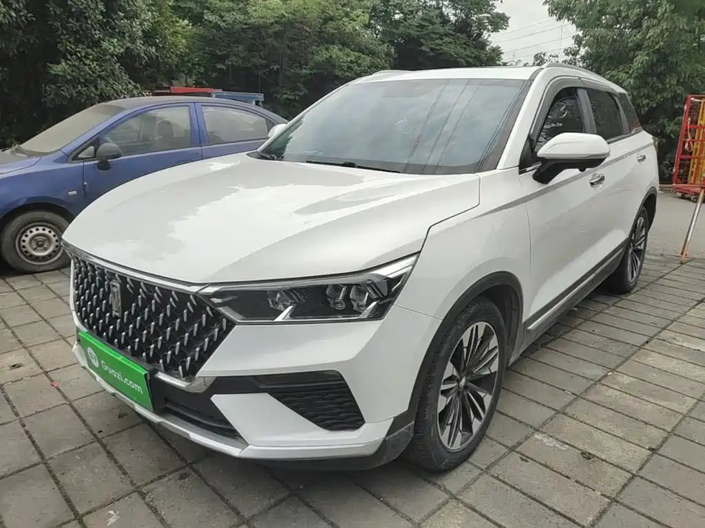 Bestune T77 2021