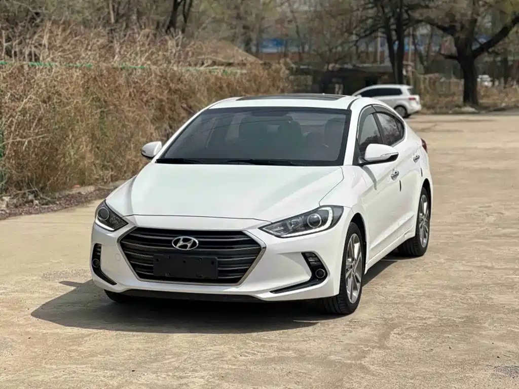 Hyundai Elantra 2019