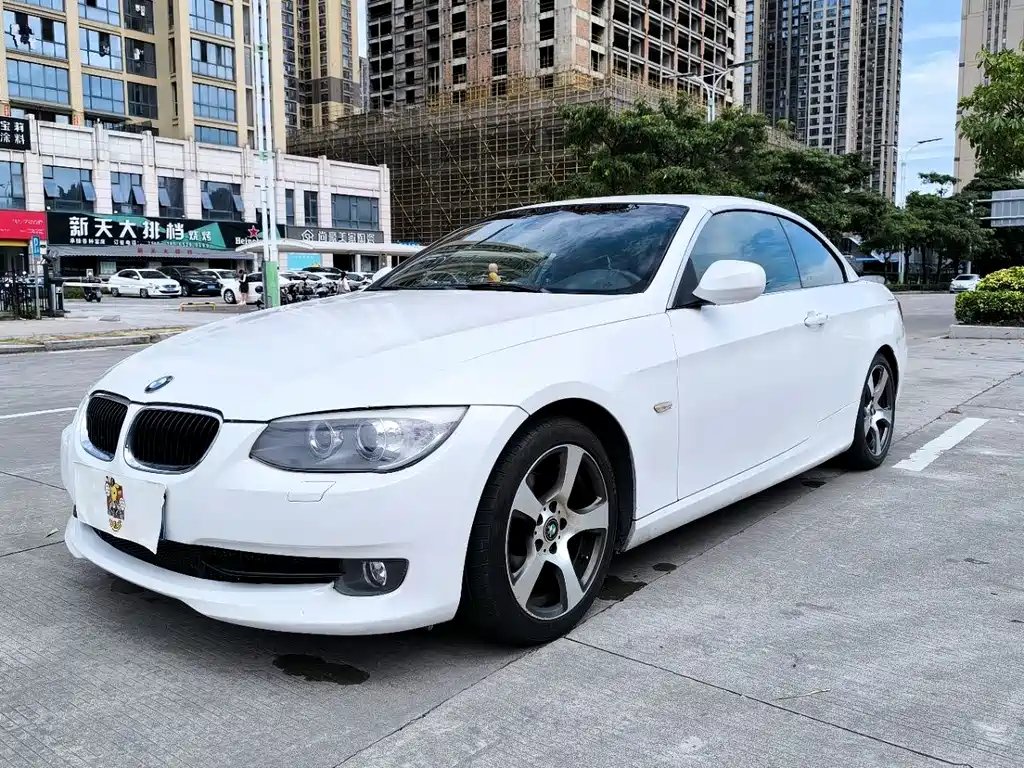 BMW 3 Series (Import) 2011
