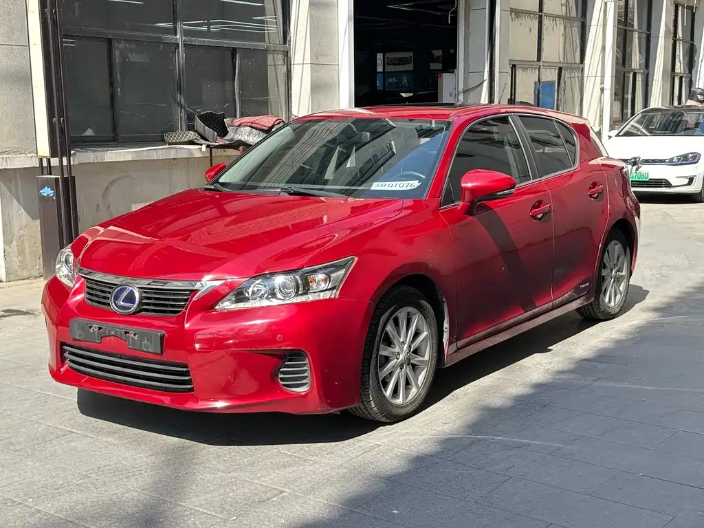 Lexus CT 2013