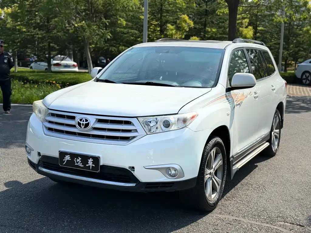 Toyota Highlander 2015