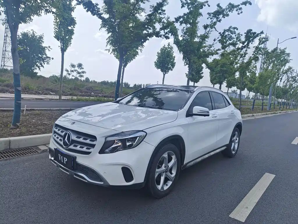 Mercedes-Benz GLA 2017