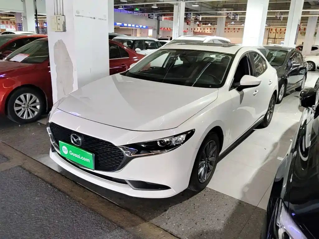 Mazda 3 Axela 2019