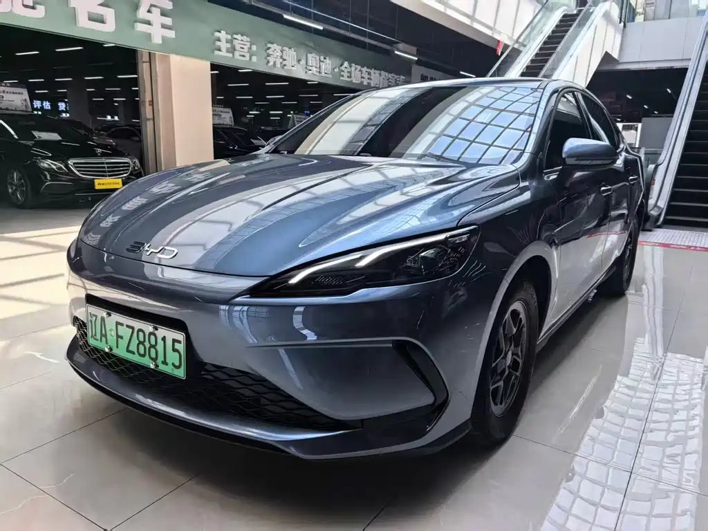 BYD Seal 05 DM-i 2025