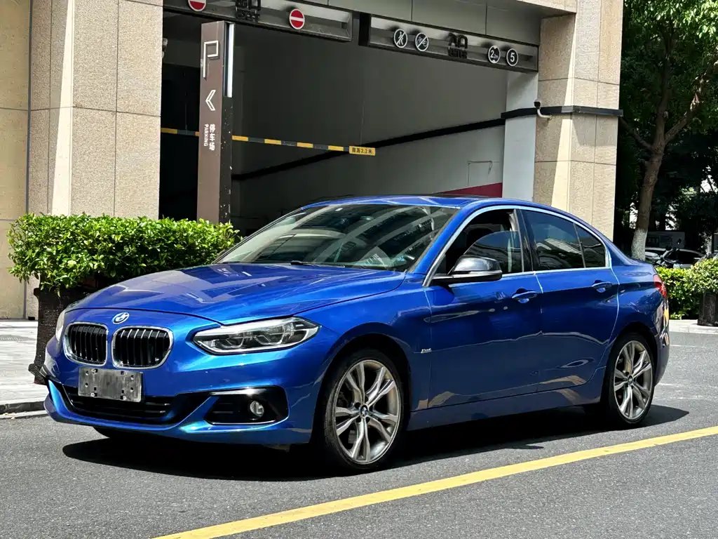 BMW 1 Series 2019