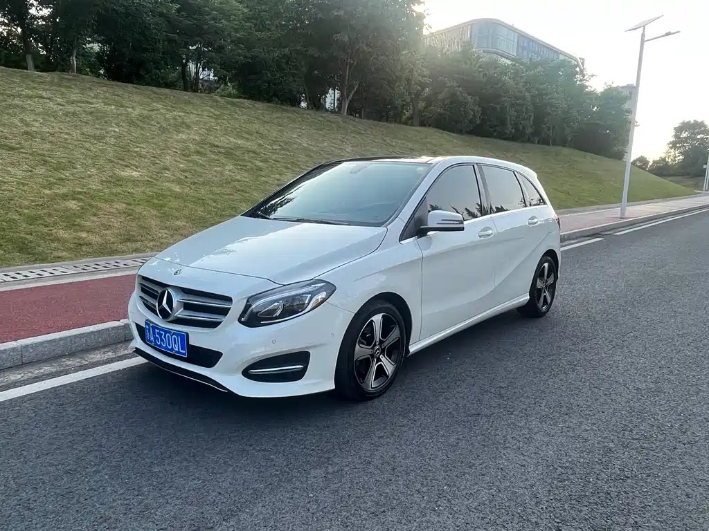 Mercedes-Benz B-Class 2018