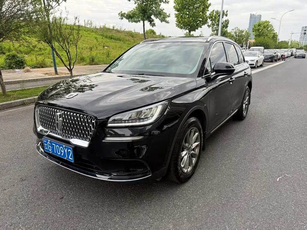 Lincoln Corsair 2020
