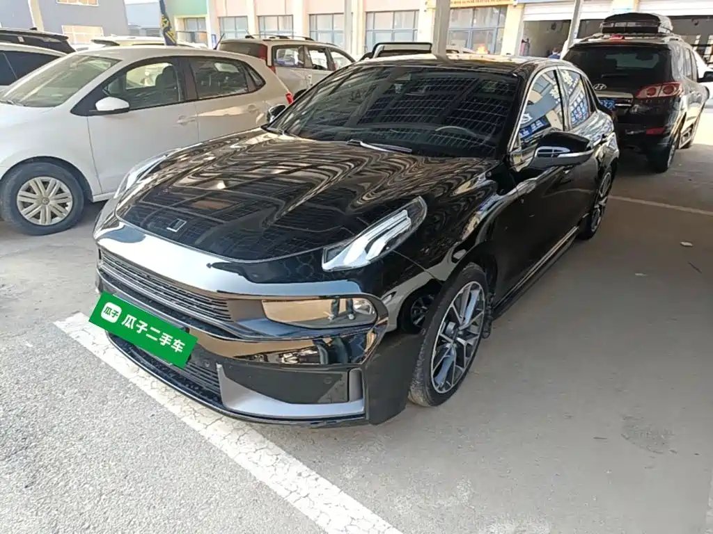 Lynk & Co 03 2022