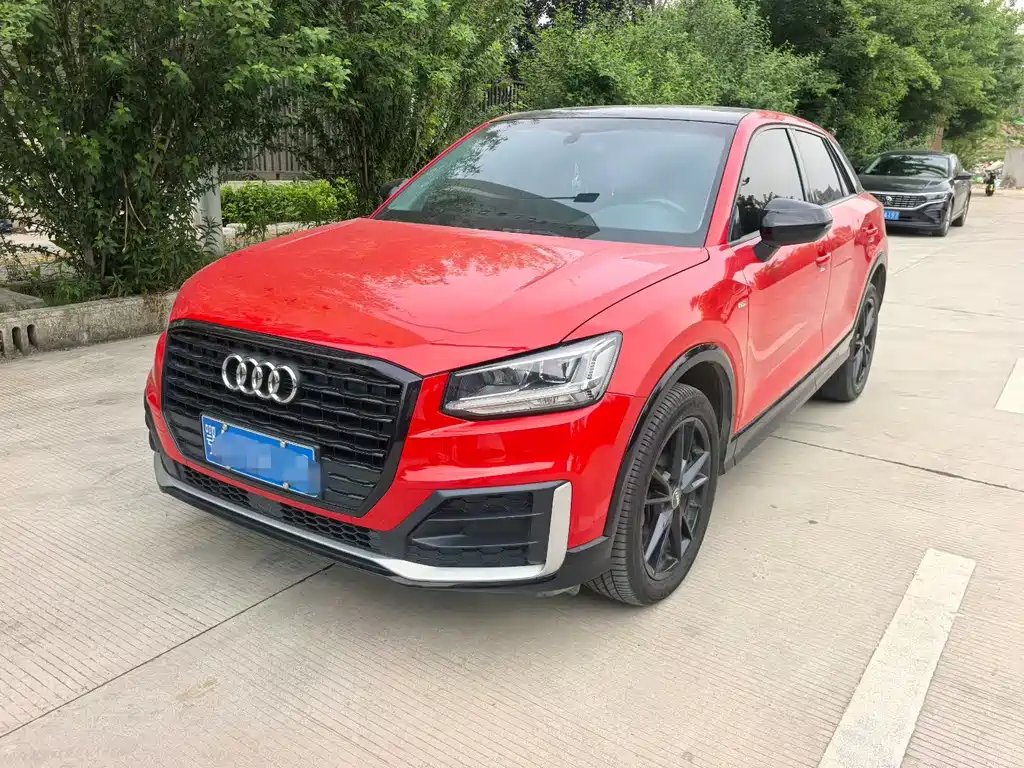 Audi Q2L 2019