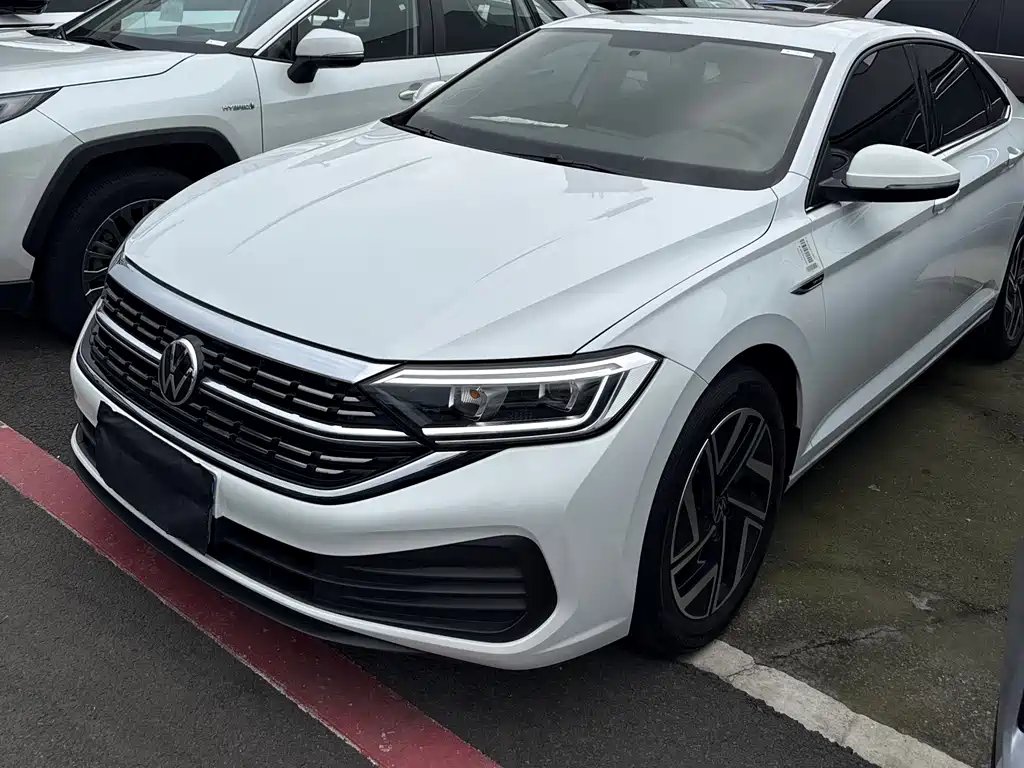 Volkswagen Sagitar 2024