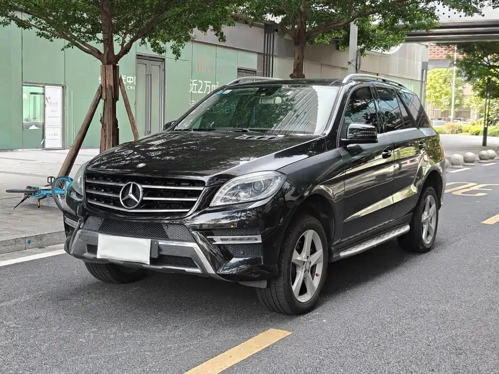 Mercedes-Benz M-Class 2014
