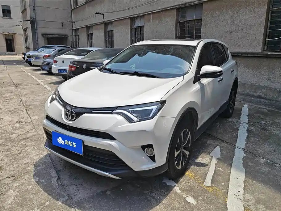 Toyota RAV4 2017