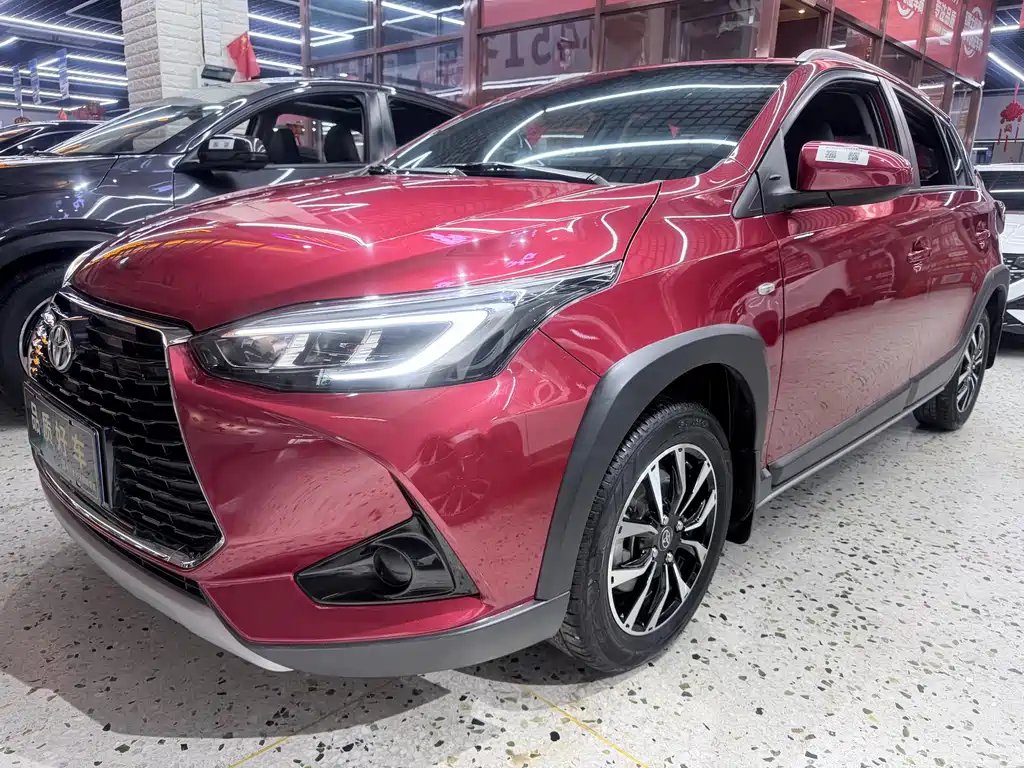 Toyota Yaris L 2022