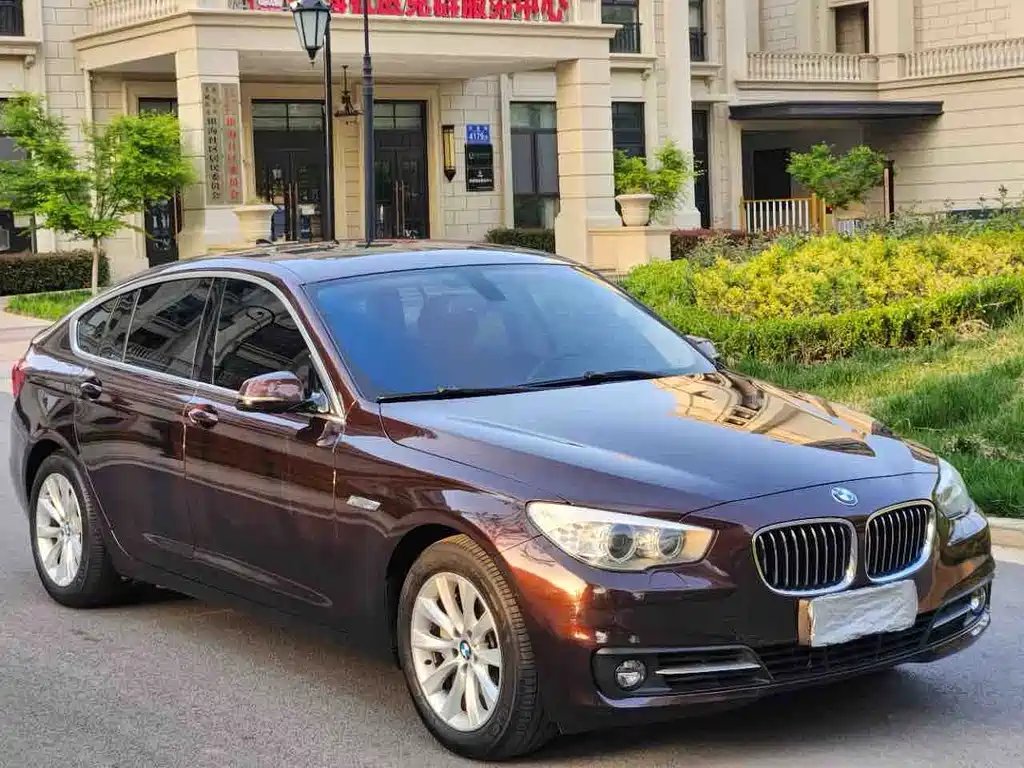 BMW 5 Series GT 2014