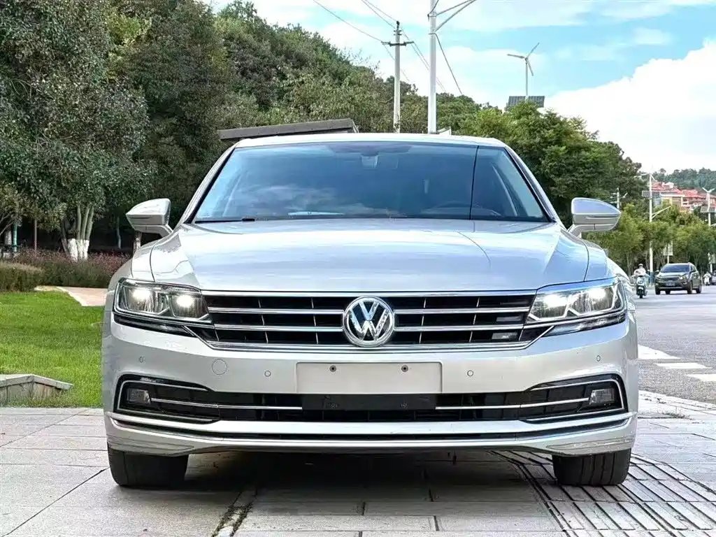 Volkswagen Phideon 2017