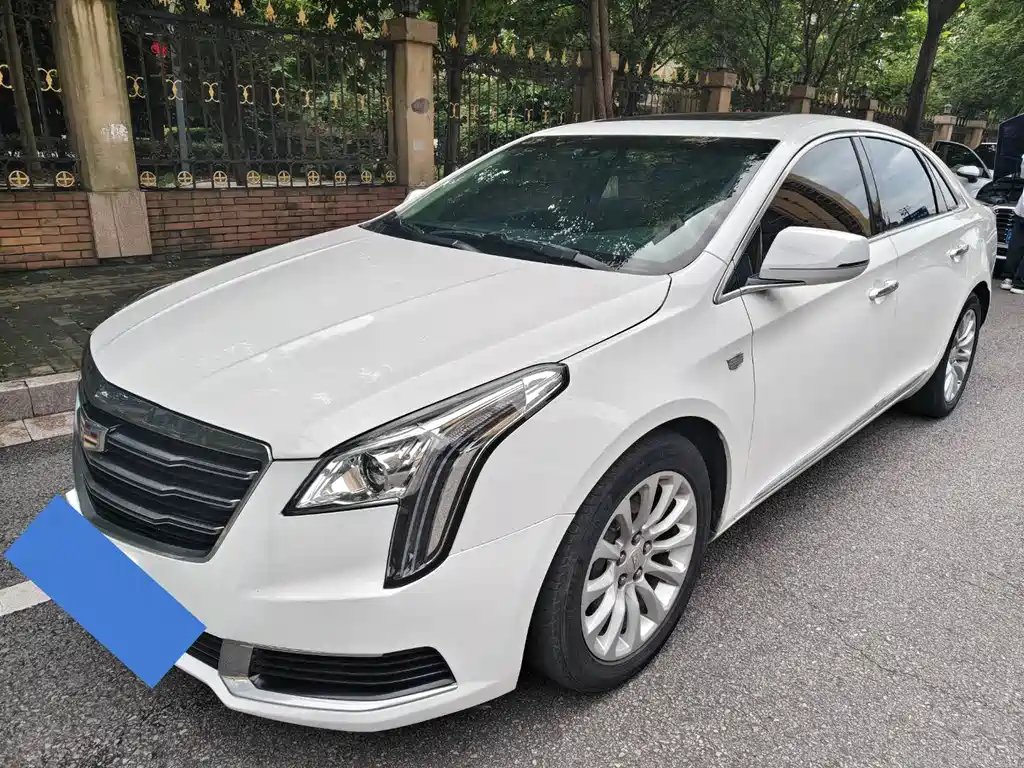 Cadillac XTS 2018