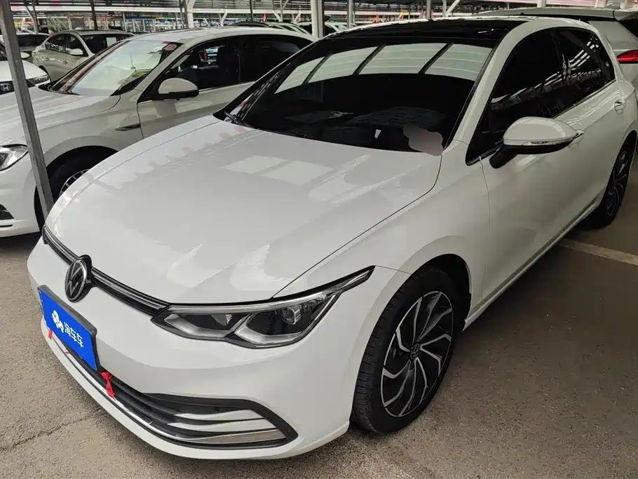 Volkswagen Golf 2021