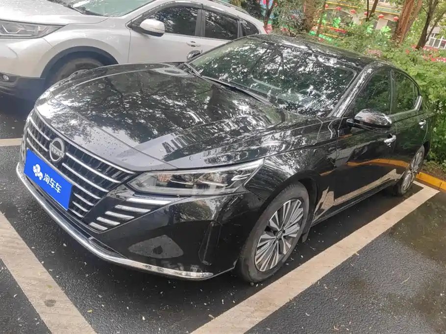 Nissan Teana 2024