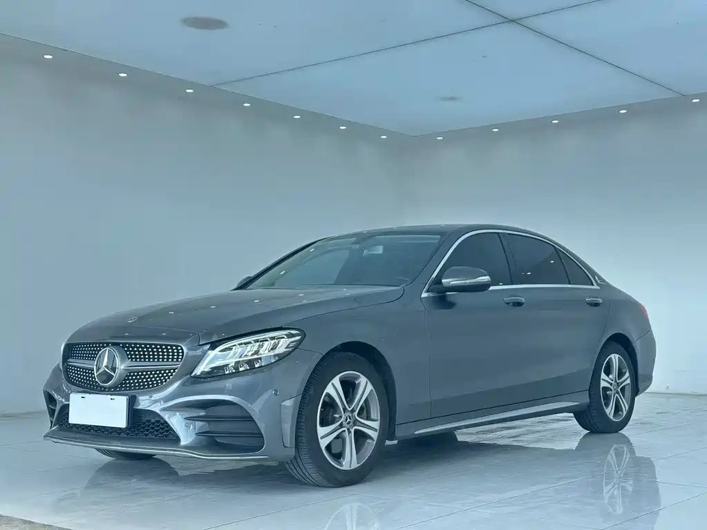 Mercedes-Benz C-Class 2020