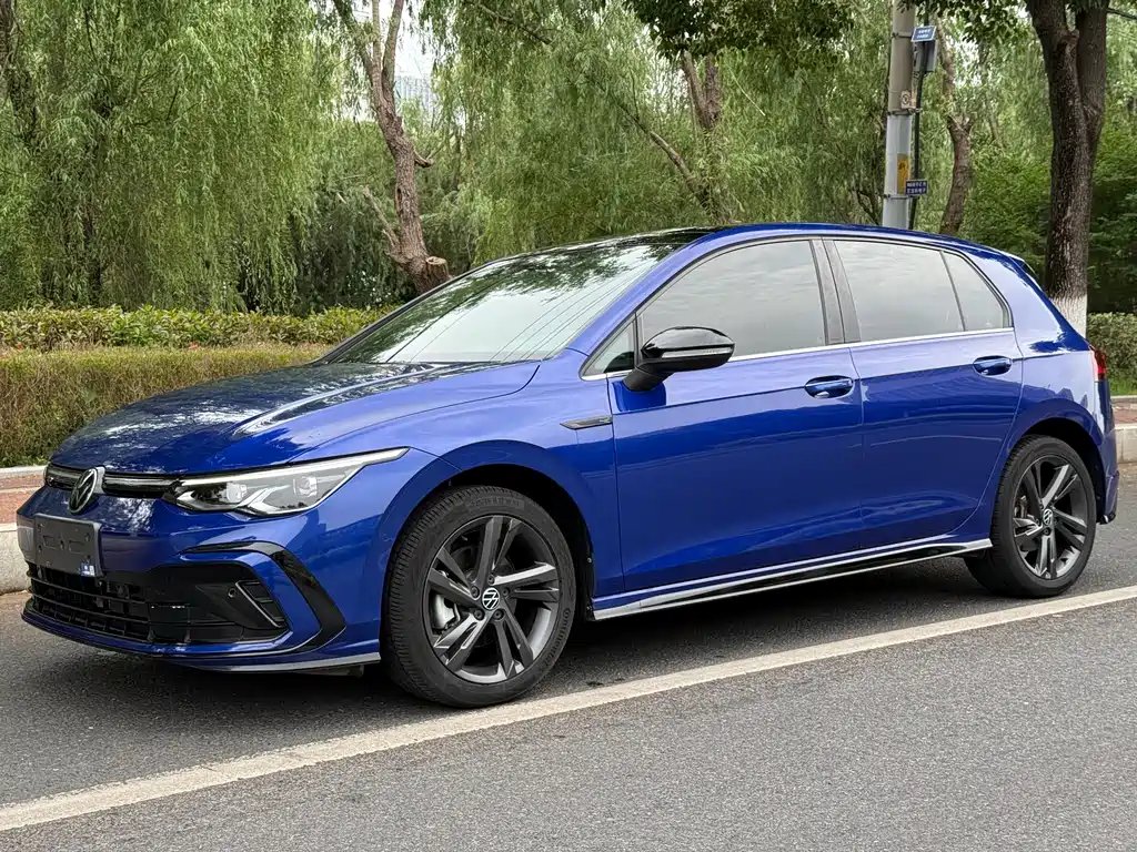 Volkswagen Golf 2021