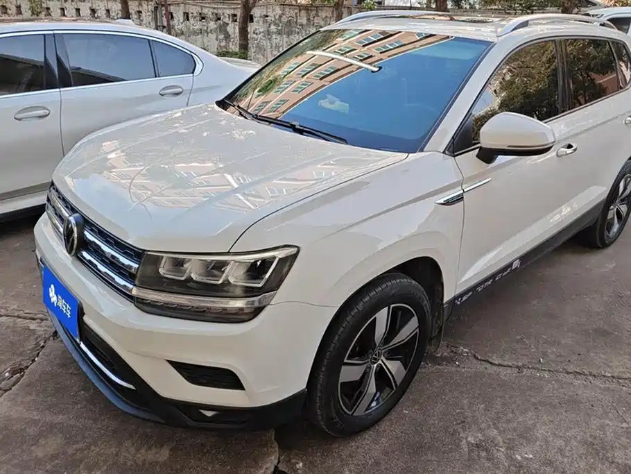 Volkswagen Tharu 2021