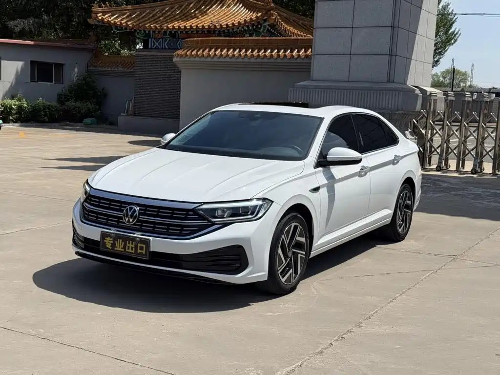 Volkswagen Sagitar 2022