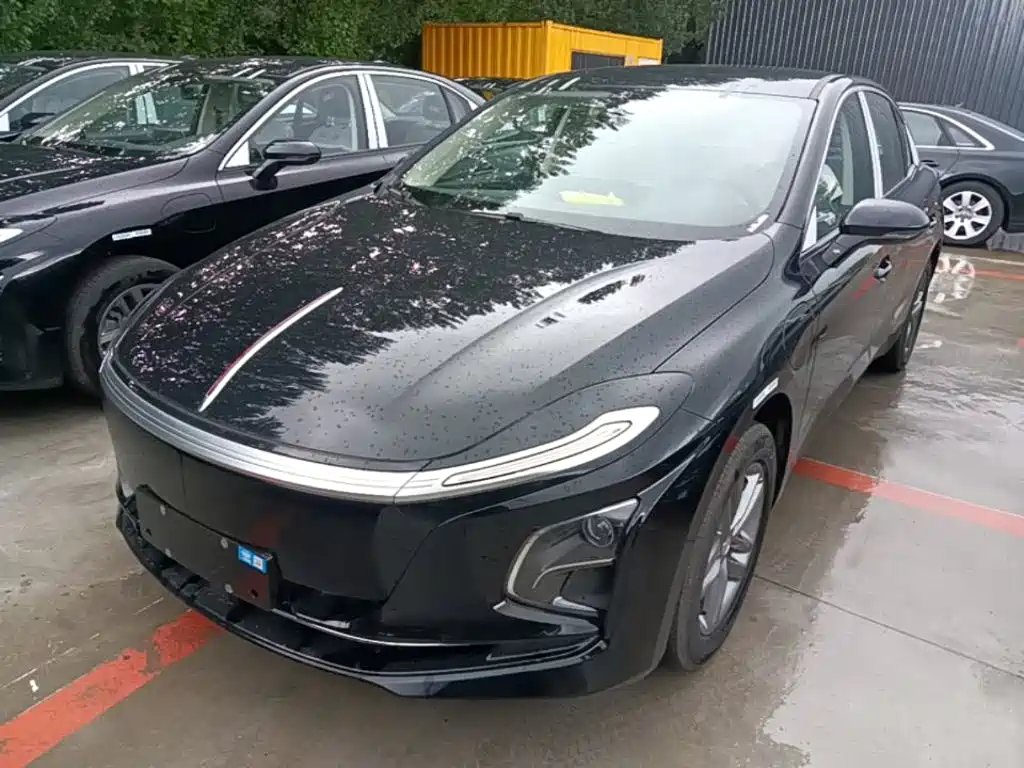 Hongqi Hongqi E-QM5 2026