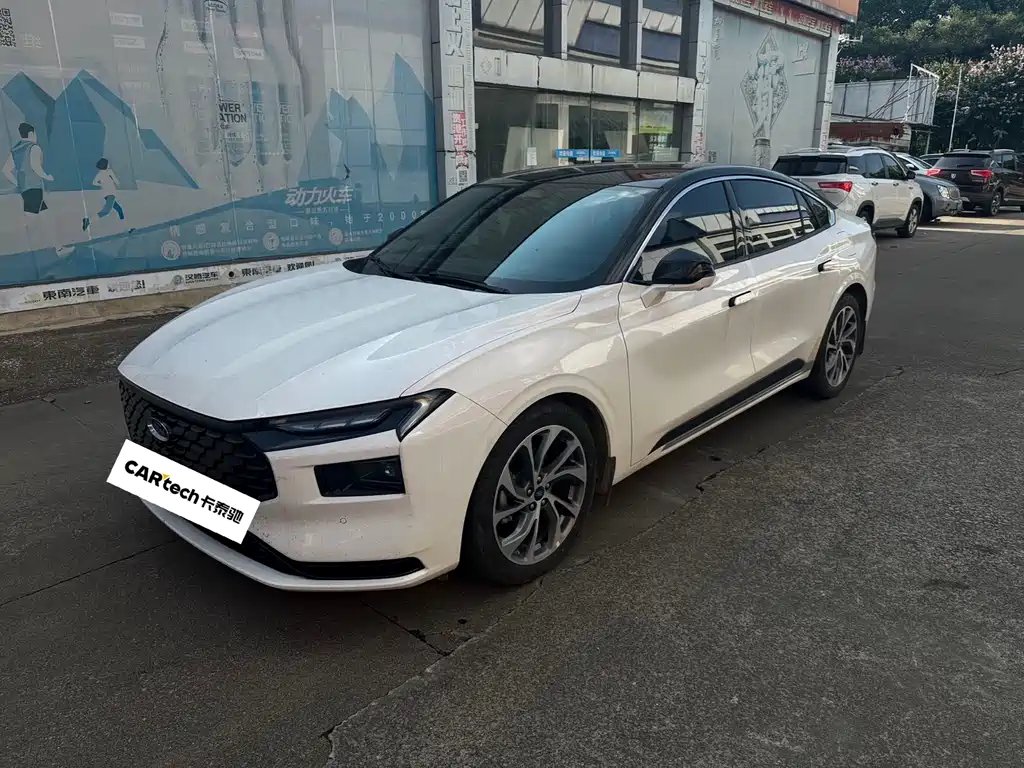 Ford Mondeo 2025