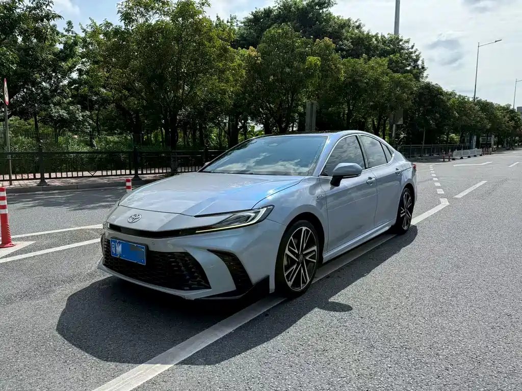 Toyota Camry 2024