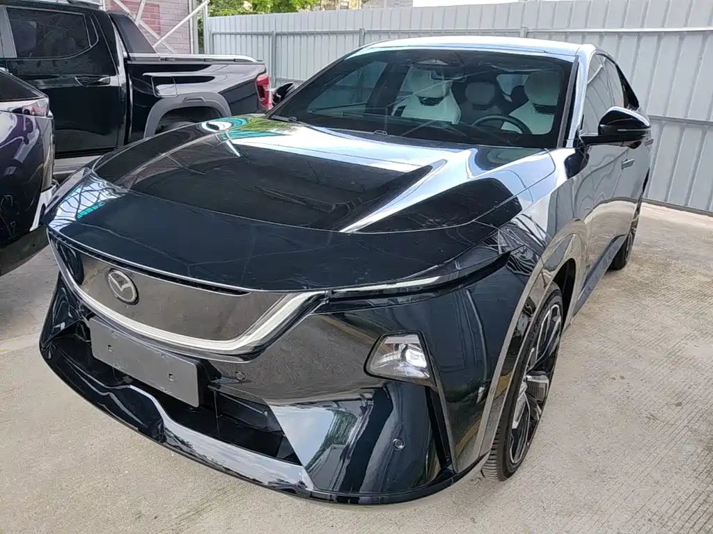Mazda MaZiDa EZ-60 2025