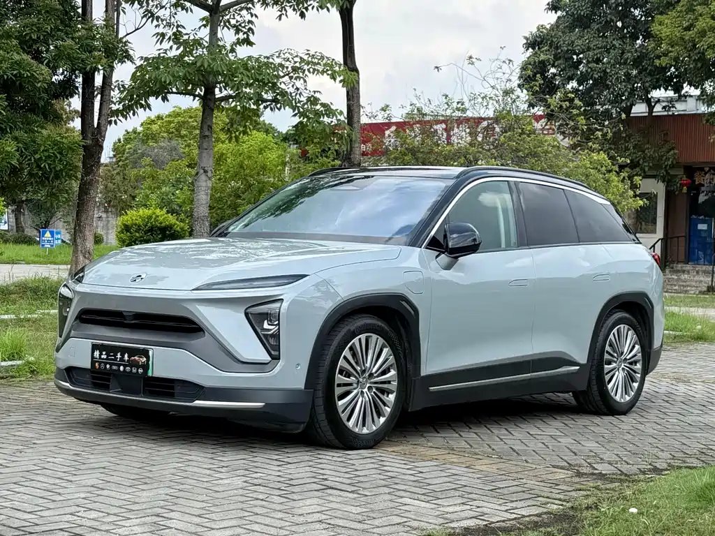 NIO ES6 2020