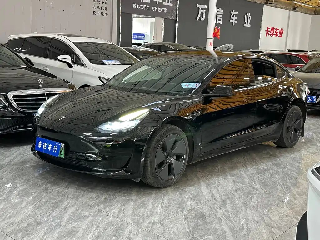 Tesla Model 3 2023