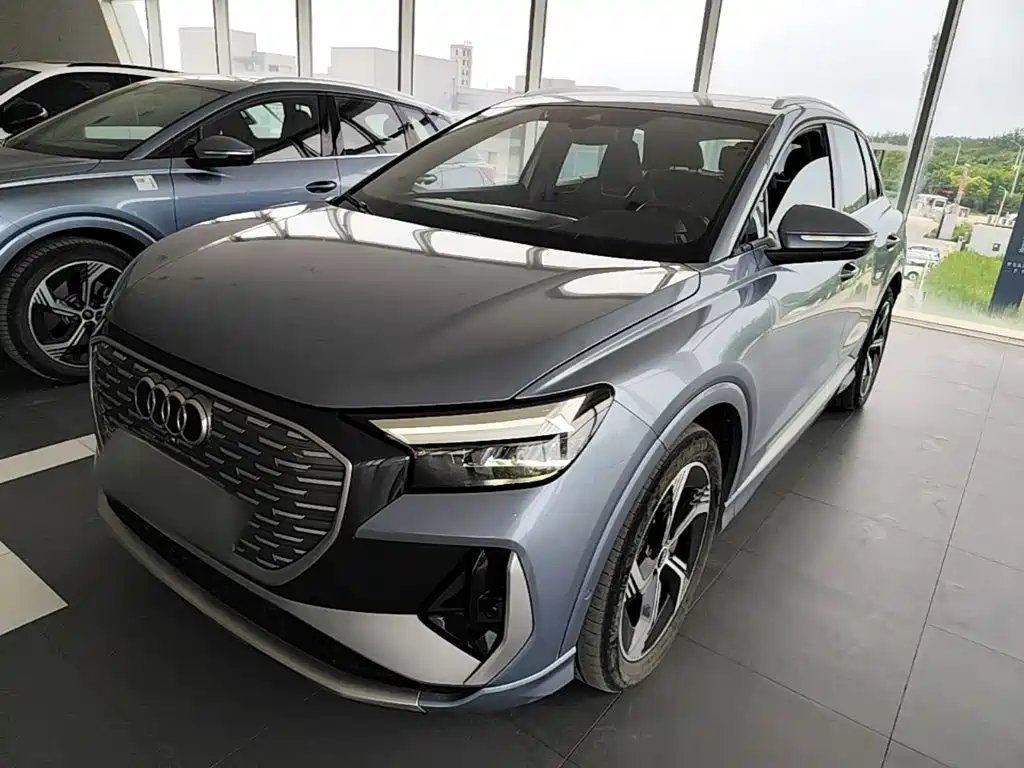 Audi Q4 e-tron 2023