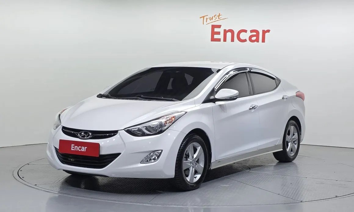 Hyundai AVANTE 2012