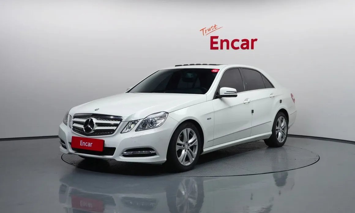 Mercedes-Benz E-Class 2011